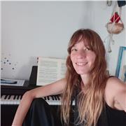 Profesora de piano, lenguaje musical y solfeo